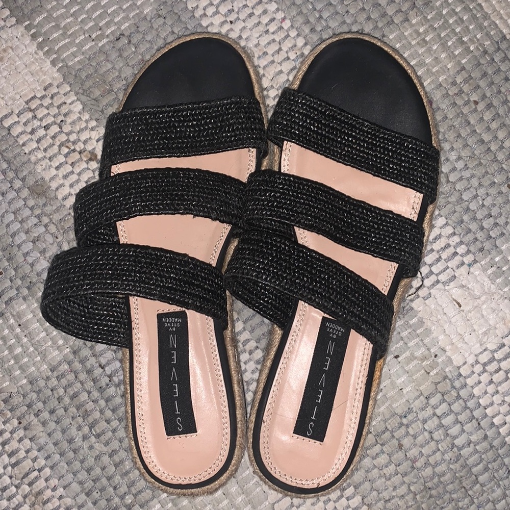 Steven. By Steve Madden platform sandals black and white with rope detail